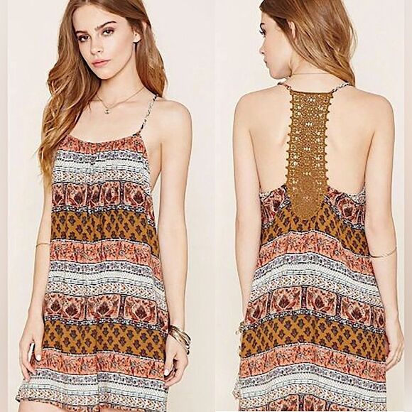Forever 21 Brown Orange Boho Paisley Patterned Crochet Back Mini Dress Size M - Picture 1 of 6